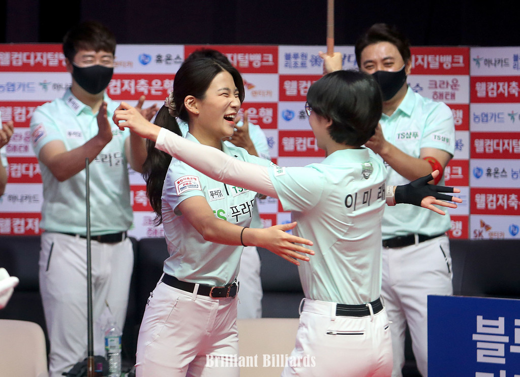 AC9J5449 TS환호.jpg